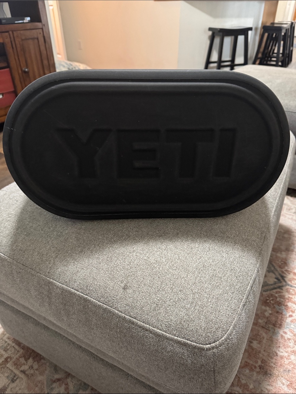 Yeti Black Men's Duffel Cooler Tote - Picture 7 of 7